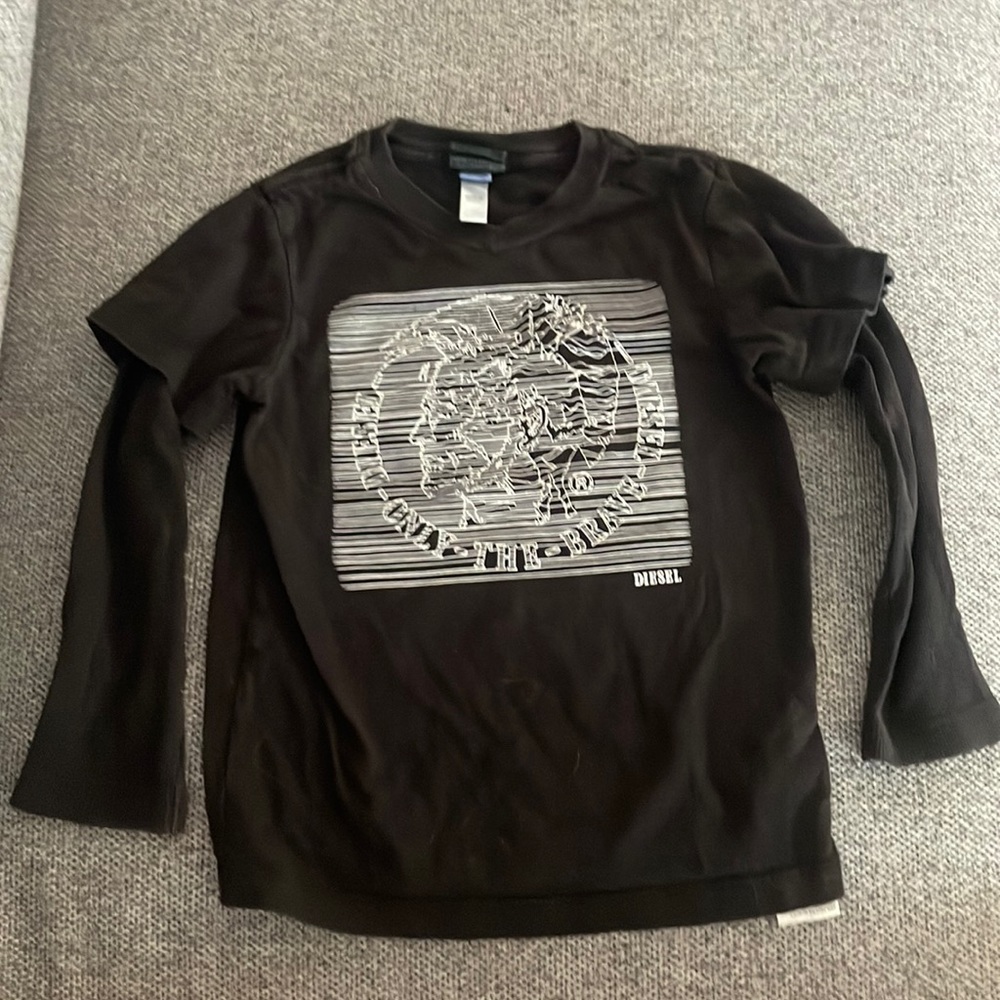 Boys black layered diesel logo tee. Size 4